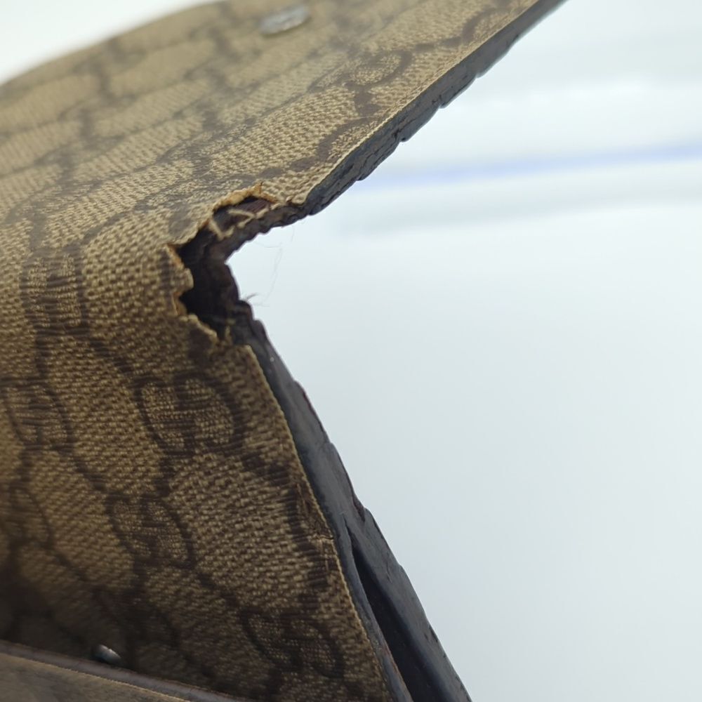 Gucci Tan and Brown Monogram Wallet - Picture 6 of 14
